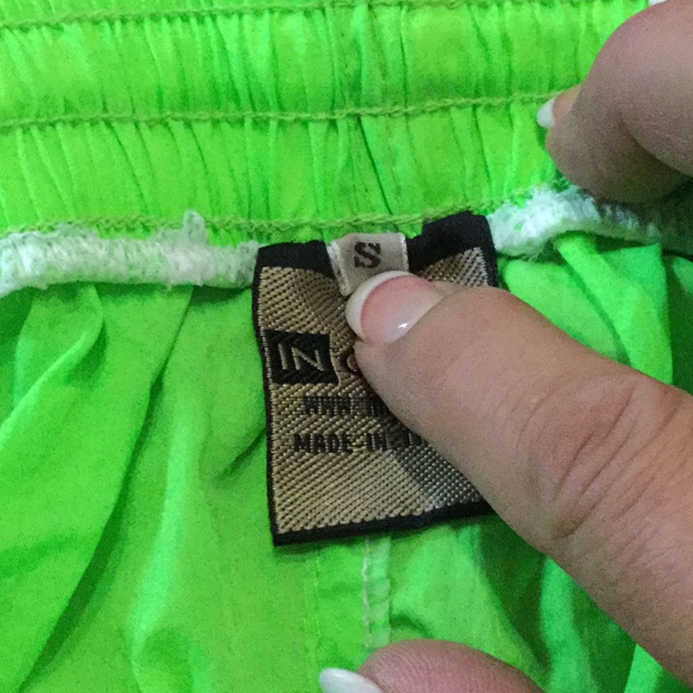 Shorts - Picture 6 of 6